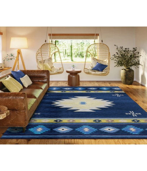 Dalyn Indoor/Outdoor Phoenix PH4 Navy Washable 2'6" x 3'10" Rug