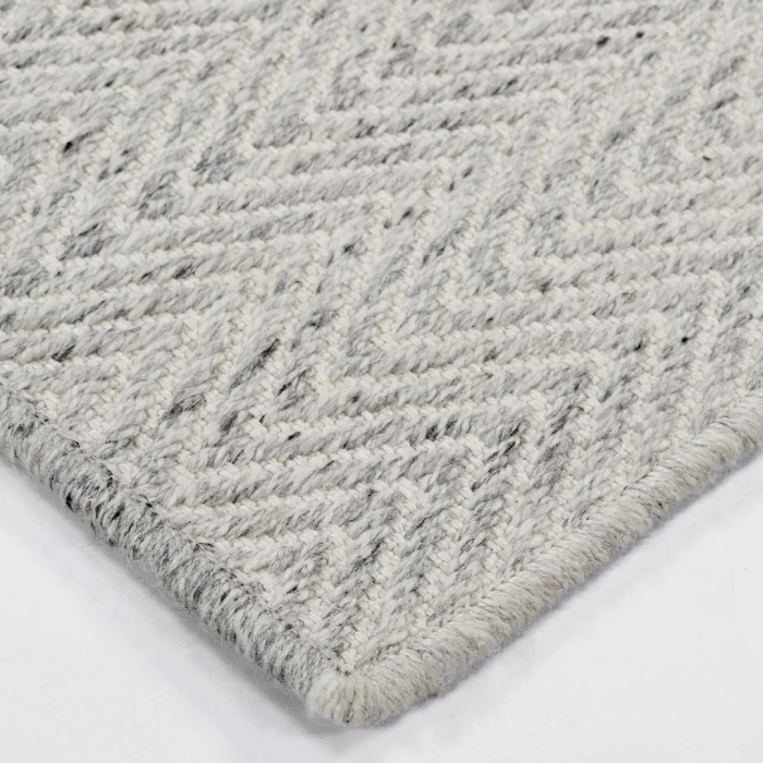 Dalyn Provo Ivory PV2 2ft.3in. x 7ft.6in. Rect. Rug