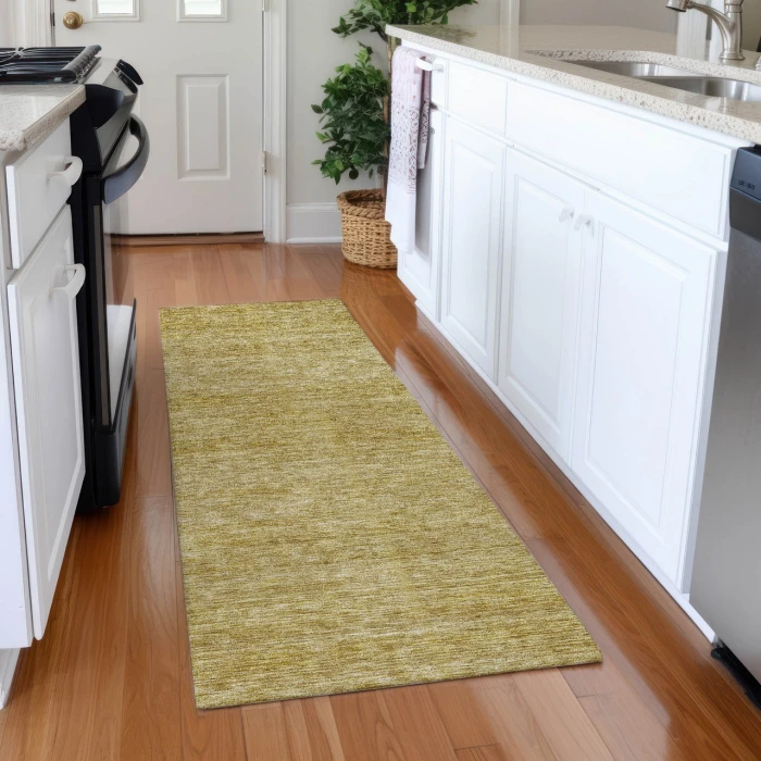 Dalyn Soft Essentials Gold SE1 2ft.3in. x 7ft.6in. Rug