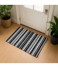 Dalyn Soft Essentials Black SE2 1ft.8in. x 2ft.6in. Rug