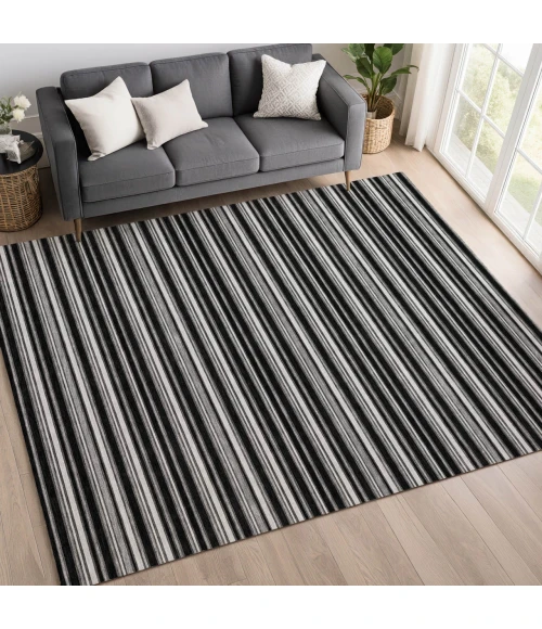 Dalyn Soft Essentials Black SE2 8ft. x 10ft. Rug