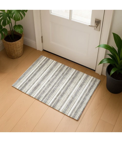 Dalyn Soft Essentials Brown SE2 1ft.8in. x 2ft.6in. Rug