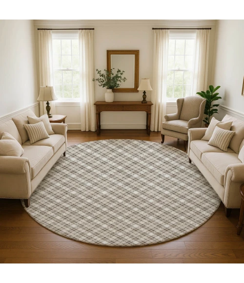 Dalyn Soft Essentials Brown SE3 8ft. x 8ft. Rug