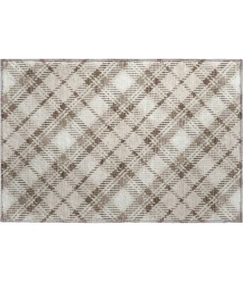 Dalyn Soft Essentials Brown SE3 1ft.8in. x 2ft.6in. Rug
