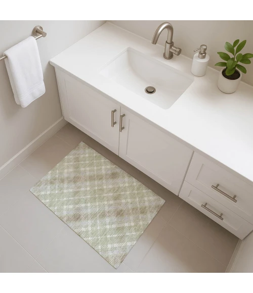 Dalyn Soft Essentials Green SE3 1ft.8in. x 2ft.6in. Rug