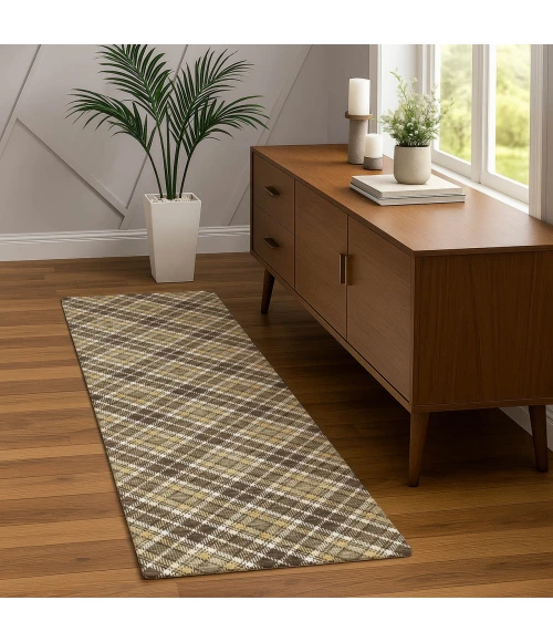 Dalyn Soft Essentials Brown SE3 2ft.3in. x 7ft.6in. Rug