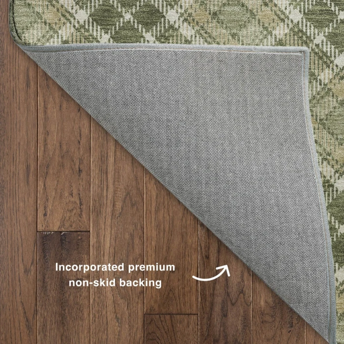 Dalyn Soft Essentials Green SE3 1ft.8in. x 2ft.6in. Rug