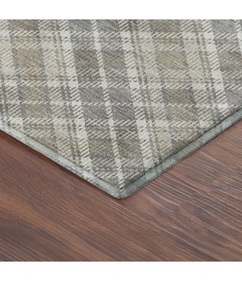 Dalyn Soft Essentials Brown SE3 8ft. x 8ft. Rug