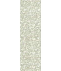 Dalyn Soft Essentials Green SE4 2ft.3in. x 7ft.6in. Rug