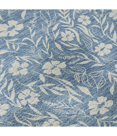 Dalyn Soft Essentials Blue SE4 5ft. x 7ft.6in. Rug