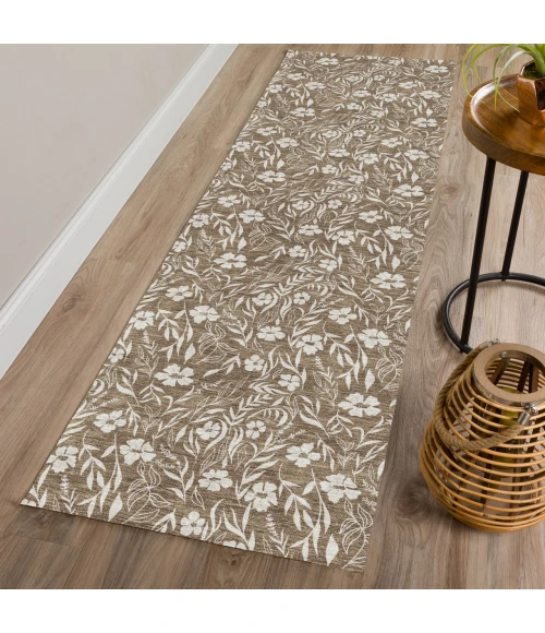 Dalyn Soft Essentials Brown SE4 2ft.3in. x 7ft.6in. Rug