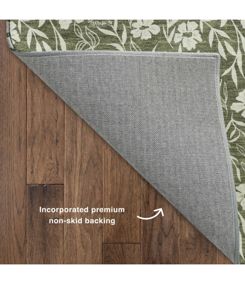 Dalyn Soft Essentials Green SE4 2ft.3in. x 7ft.6in. Rug