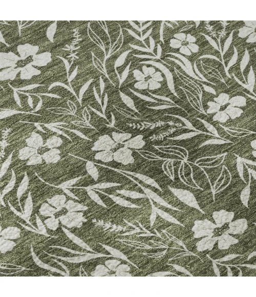 Dalyn Soft Essentials Green SE4 2ft.3in. x 7ft.6in. Rug
