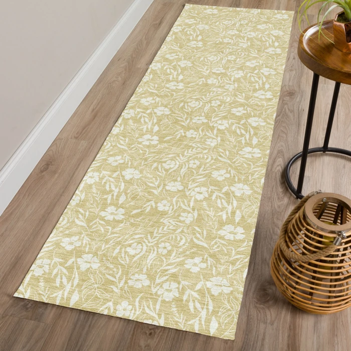 Dalyn Soft Essentials Gold SE4 2ft.3in. x 7ft.6in. Rug