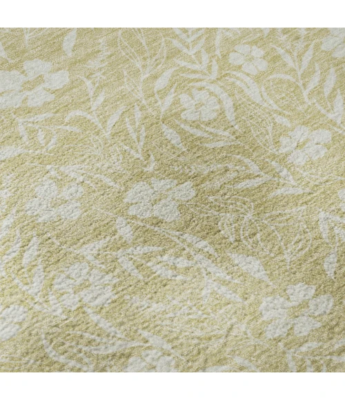 Dalyn Soft Essentials Gold SE4 1ft.8in. x 2ft.6in. Rug