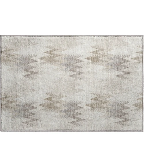 Dalyn Soft Essentials Beige SE5 1ft.8in. x 2ft.6in. Rect. Rug