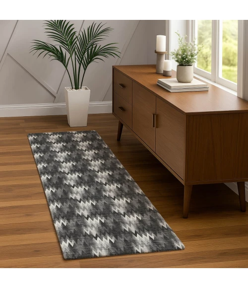 Dalyn Soft Essentials Black SE5 2ft.3in. x 7ft.6in. Rect. Rug