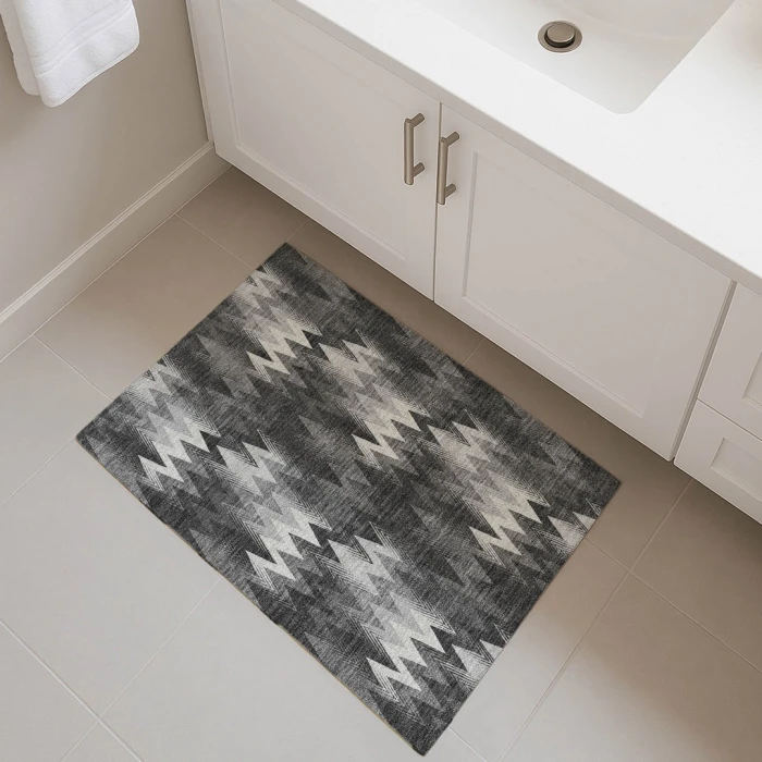 Dalyn Soft Essentials Black SE5 1ft.8in. x 2ft.6in. Rect. Rug