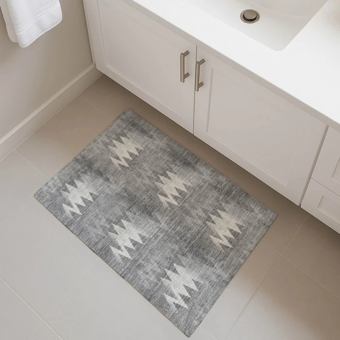 Dalyn Soft Essentials Gray SE5 1ft.8in. x 2ft.6in. Rect. Rug