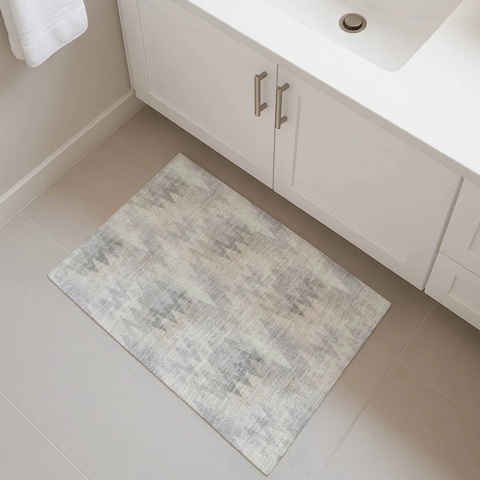 Dalyn Soft Essentials Gray SE5 1ft.8in. x 2ft.6in. Rect. Rug