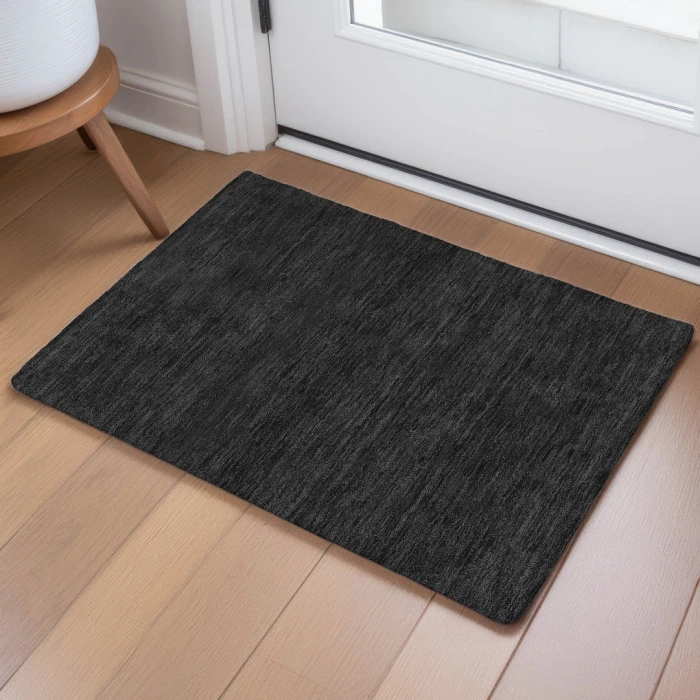 Dalyn Soft Essentials Black SE6 1ft.8in. x 2ft.6in. Rect. Rug