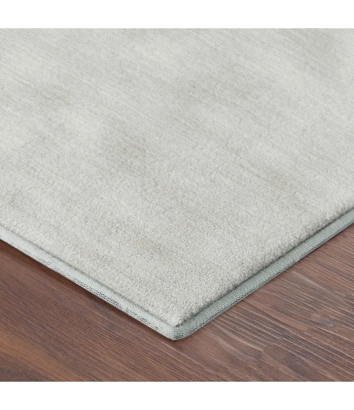 Dalyn Soft Essentials Ivory SE6 2ft.6in. x 3ft.10in. Rect. Rug