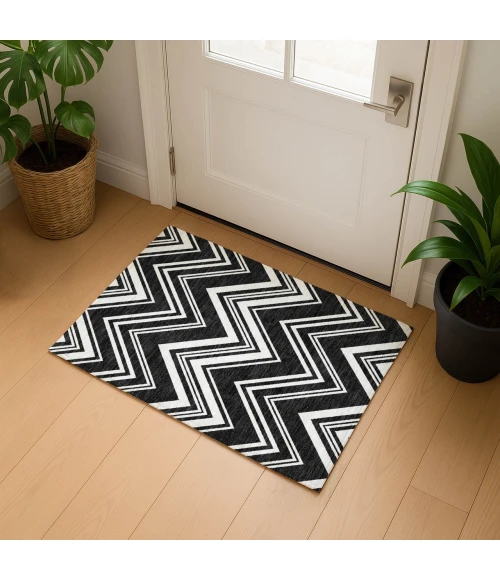 Dalyn The Reserve Black TR17 1ft.8in. x 2ft.6in. Rug