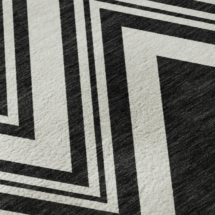 Dalyn The Reserve Black TR17 1ft.8in. x 2ft.6in. Rug