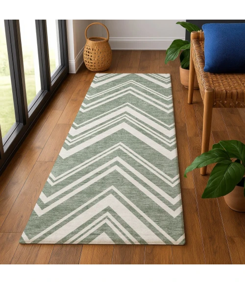 Dalyn The Reserve Green TR17 2ft.3in. x 7ft.6in. Rug