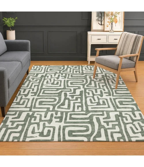 Dalyn The Reserve Green TR1 2ft.6in. x 3ft.10in. Rug