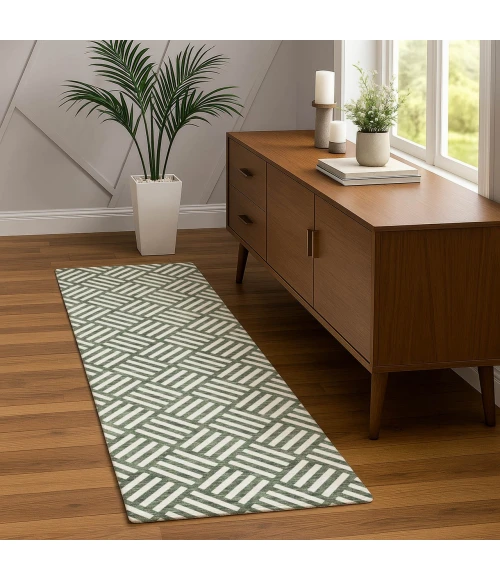 Dalyn The Reserve Green TR3 2ft.3in. x 7ft.6in. Rug