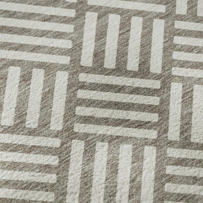 Dalyn The Reserve Brown TR3 8ft. x 8ft. Rug