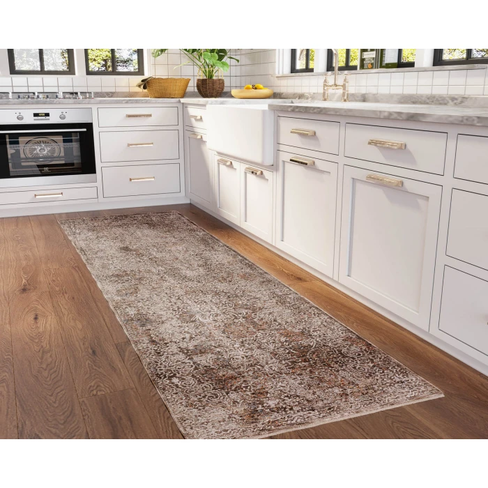 Dalyn Vienna VI5 Chocolate 2'3" x 7'10" Runner Rug