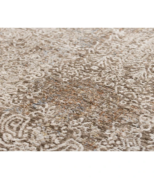 Dalyn Vienna VI5 Chocolate 1'8" x 2'6" Rug