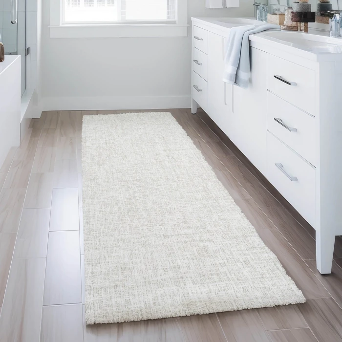 Dalyn Voyage Ivory VY1 2ft.3in. x 7ft.6in. Rug