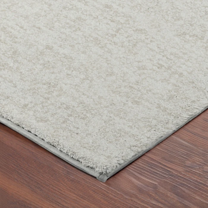 Dalyn Voyage Ivory VY2 2ft.6in. x 3ft.10in. Rug