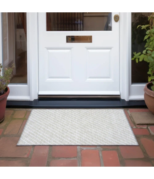 Dalyn Wonderland Ivory WN27 1ft.8in. x 2ft.6in. Rug