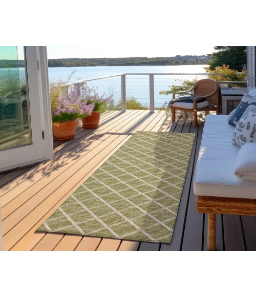 Dalyn Indoor/Outdoor York YO1 Aloe Washable 2'3" x 10' Rug