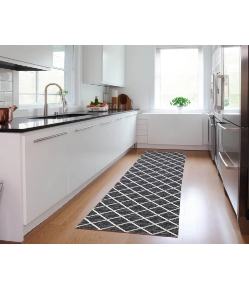 Dalyn Indoor/Outdoor York YO1 Black Washable 2'3" x 12' Rug