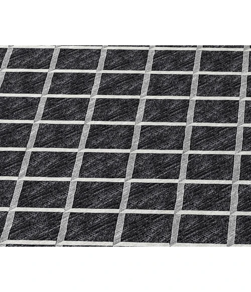 Dalyn Indoor/Outdoor York YO1 Black Washable 5' x 7'6" Rug