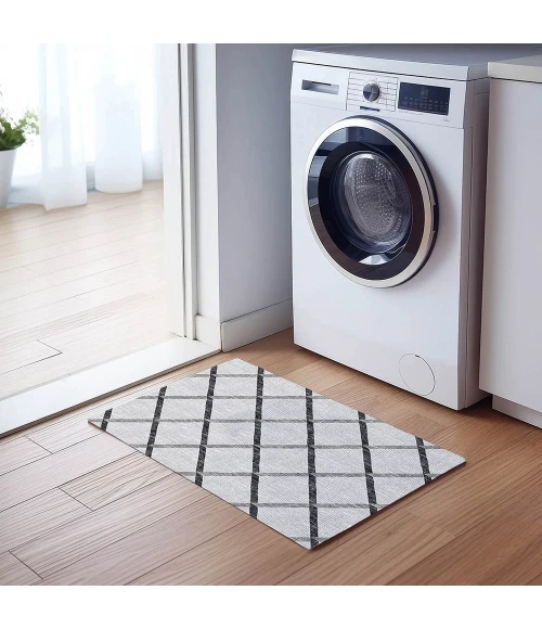 Dalyn Indoor/Outdoor York YO1 Grey Washable 1'8" x 2'6" Rug