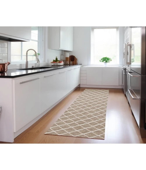 Dalyn Indoor/Outdoor York YO1 Taupe Washable 2'3" x 7'6" Rug