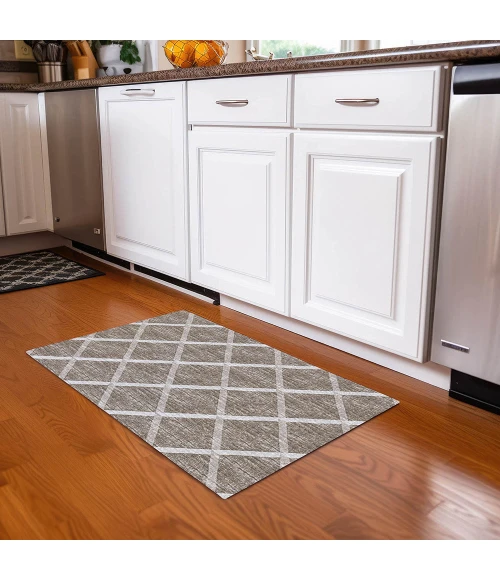 Dalyn Indoor/Outdoor York YO1 Taupe Washable 1'8" x 2'6" Rug