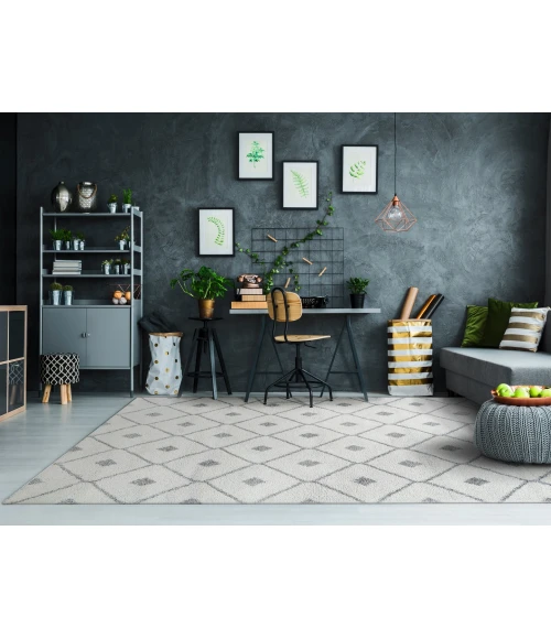 Dynamic Rugs MEHARI Ivory/Grey 23275 2ft. x 3ft. 11in. Rect. Rug