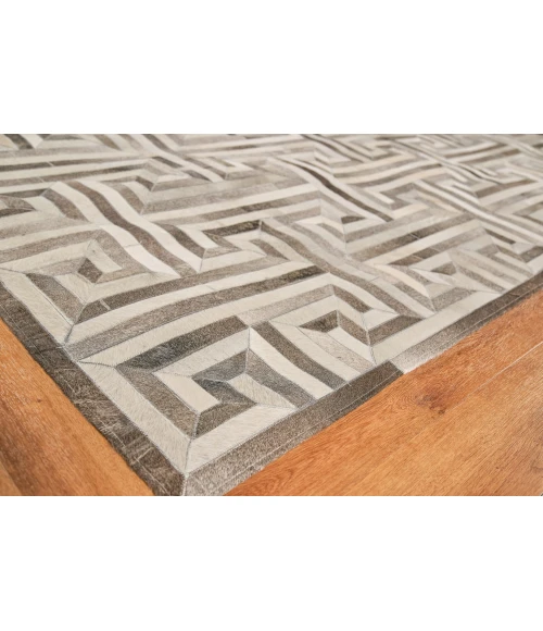 Exquisite Rugs Natural Hide Gray/Ivory 20081X16 1ft.X1ft.6in. Rect. Rug