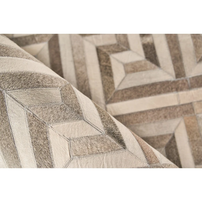 Exquisite Rugs Natural Hide Gray/Ivory 20085X8 5ft.X8ft. Rect. Rug
