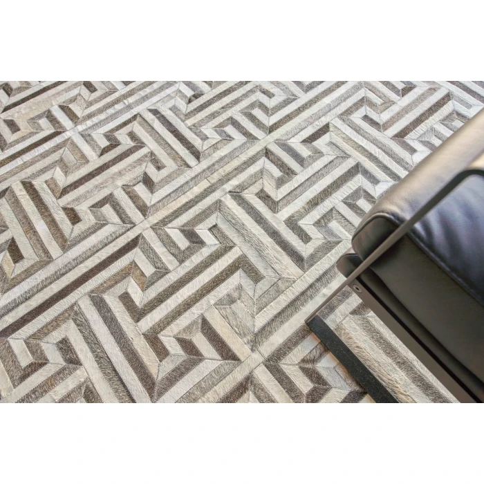 Exquisite Rugs Natural Hide Gray/Ivory 20085X8 5ft.X8ft. Rect. Rug