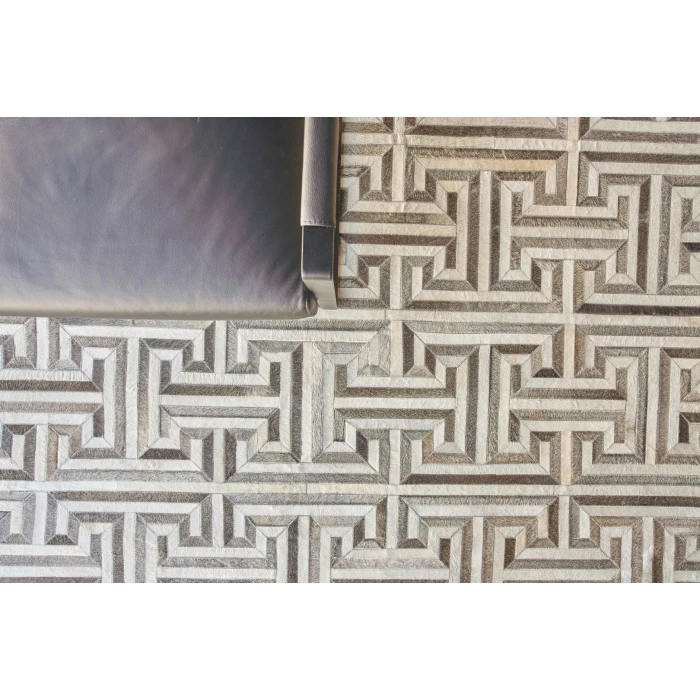 Exquisite Rugs Natural Hide Gray/Ivory 20085X8 5ft.X8ft. Rect. Rug
