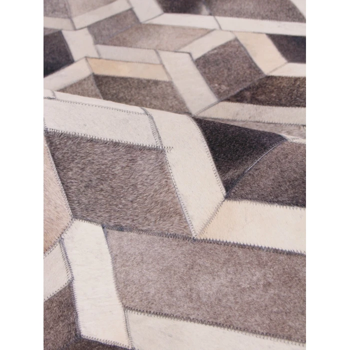 Exquisite Rugs Natural Hide Silver/Ivory 214496X136 9ft.6in.X13ft.6in. Rect. Rug