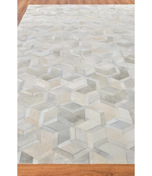 Exquisite Rugs Natural Hide Ivory 21455X8 5ft.X8ft. Rect. Rug